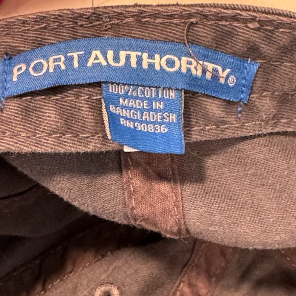 5/$25 Magnolia Waco Texas Gray Cap - Picture 4 of 5